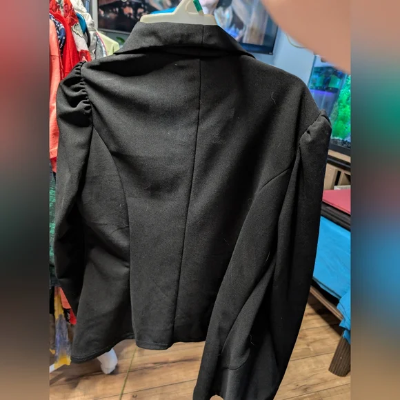 Classy Chic Black Women's Blazer - Picture 5 of 6